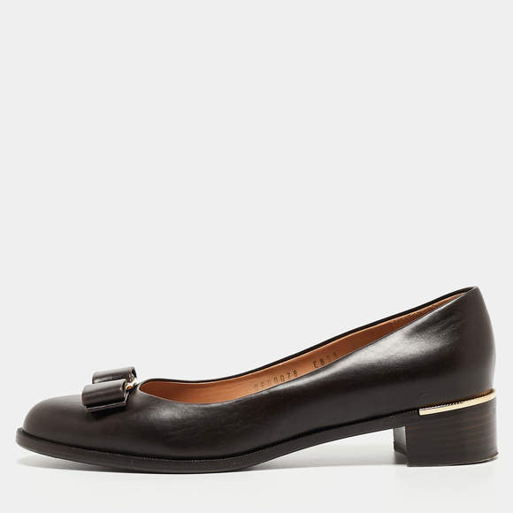 Salvatore Ferragamo Brown Leather Vara Bow Pumps - Picture 2 of 10